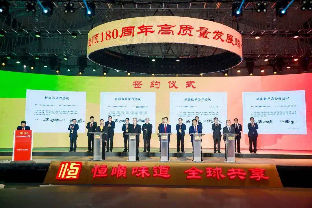 19.jpg 好色先生视频