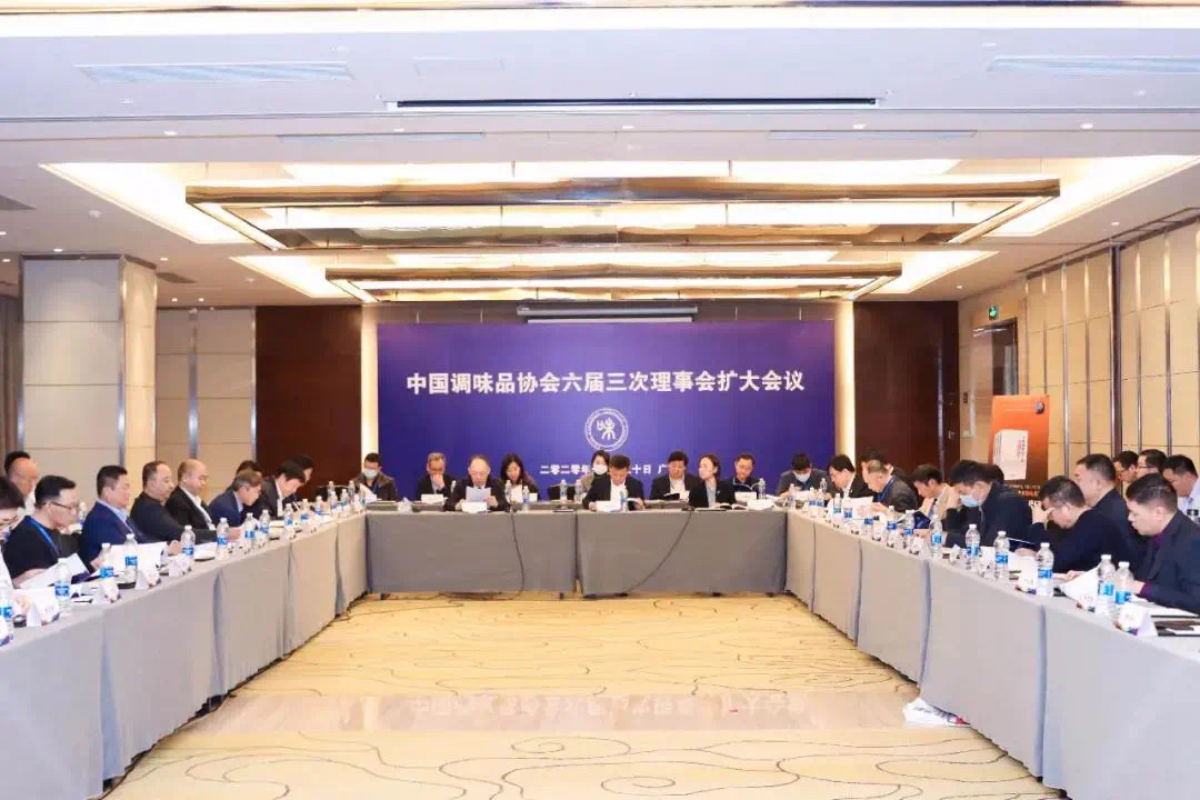 44.jpg 好色先生视频