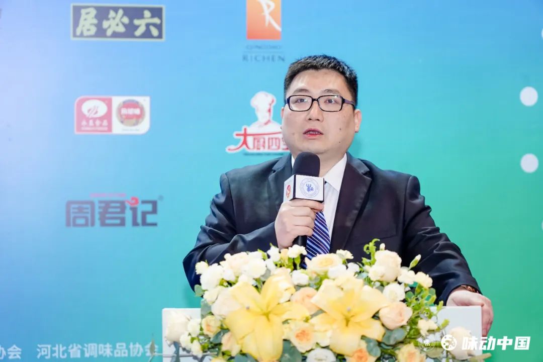 1.jpg 好色先生视频